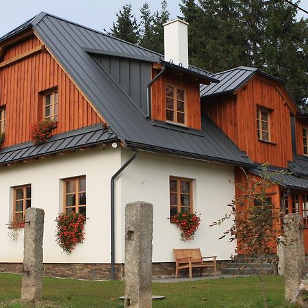 Horsky Apartman Zvonicka Rejviz Bagian luar foto